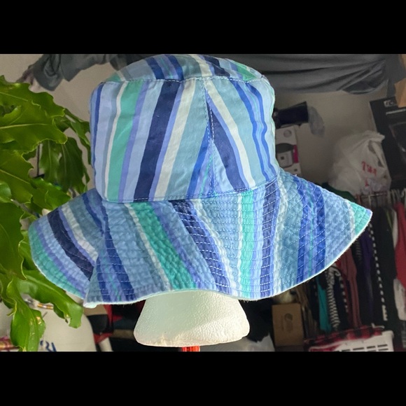 Accessories - Picture 4 of 4